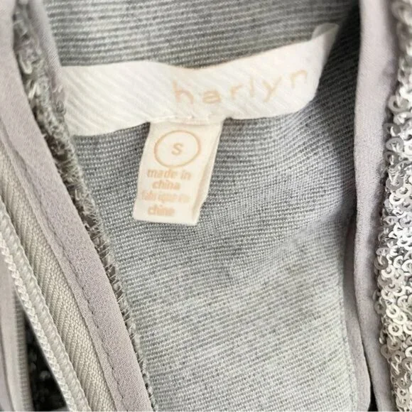 Harlyn silver sequin plunge neck matte waist tie dress‎ S Formal Cocktail - Picture 12 of 13